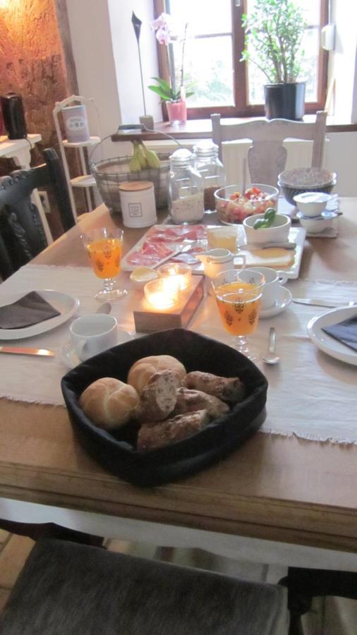 La Bourgseigneurie Hotell Bourseigne-Vieille Eksteriør bilde